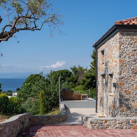Stone Build Suite With Private Pool Kolios Екстер'єр фото
